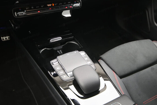 Mercedes CLA 200  AMG Line 7G-DCT
