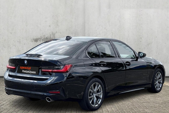 BMW Seria 3 320i