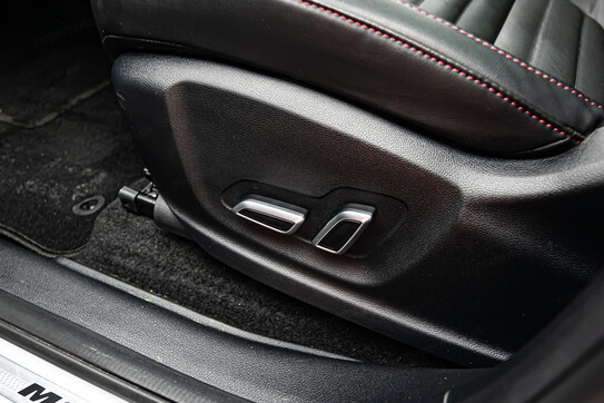 MG HS 1.5 T-GDI Exclusive DCT