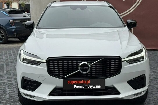 Volvo XC60 B5 B AWD R-Design