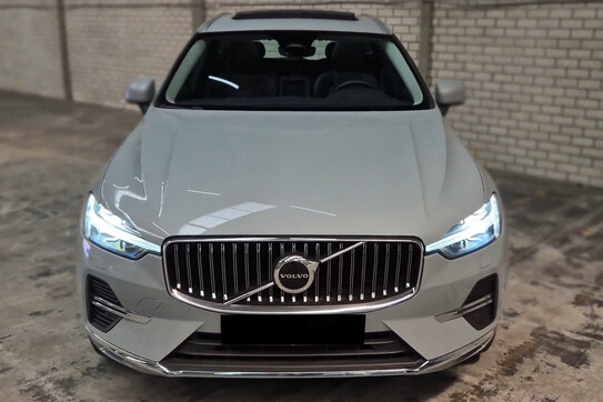 Volvo XC60 T6 Plug-In Hybrid AWD Plus Bright
