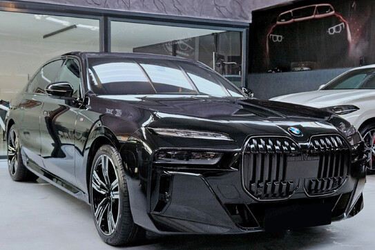 BMW Seria 7 740d xDrive M Sport
