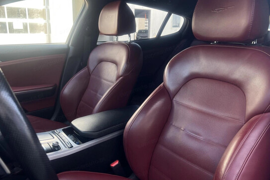 Kia Stinger 3.3 T-GDI V6 GT AWD