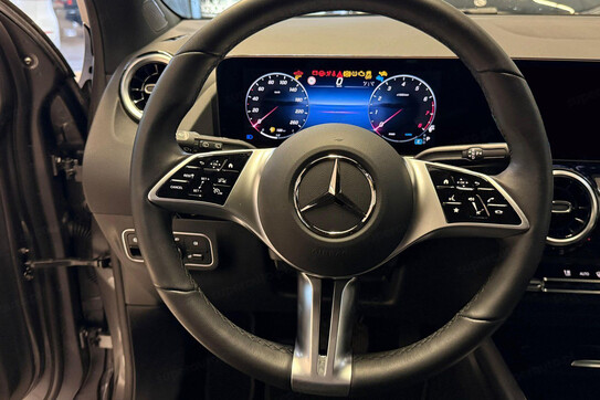 Mercedes GLA 220 4-Matic Progressive