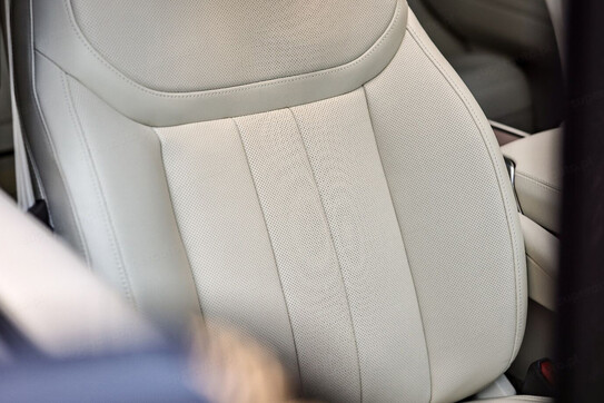 Land Rover Range Rover D350 LWB Autobiography