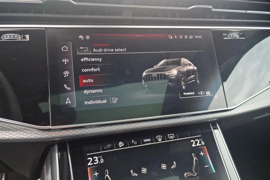 Audi Q8 55 TFSI e PHEV quattro Tiptronic
