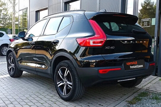 Volvo XC40 B4 B R-Design