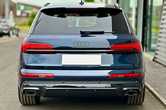 Audi Q7 50 TDI quattro S Line
