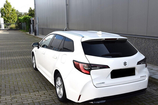 Suzuki Swace Premium Plus