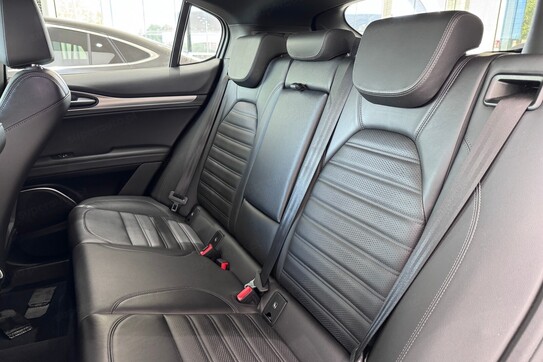 Alfa Romeo Stelvio 2.0 Turbo Veloce Q4 aut