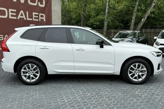 Volvo XC60 B5 B AWD R-Design
