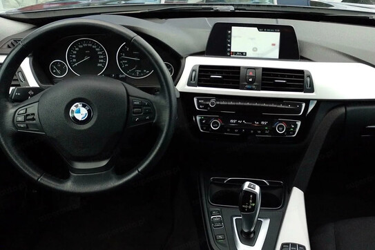 BMW Seria 3 Gran Turismo 320i GPF xDrive aut