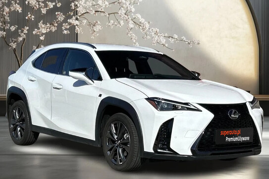 Lexus UX 300h F Sport Design