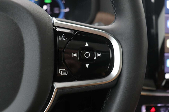 Volvo V90 T6 AWD Plug-In Hybrid Ultra Bright