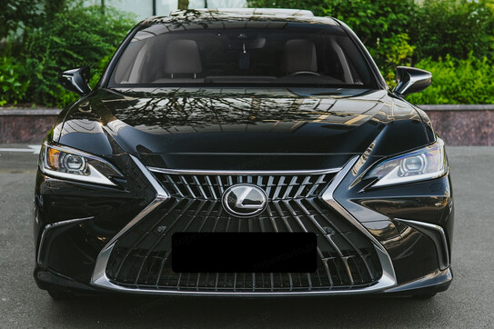 Lexus ES 300h Business Edition 2.5 E-CVT