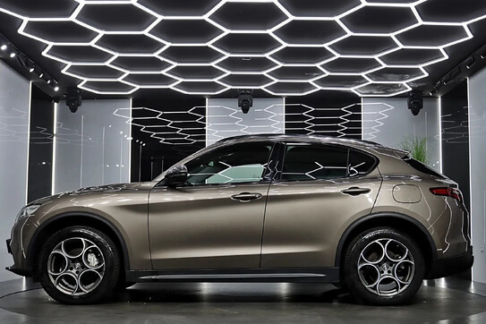Alfa Romeo Stelvio 2.0 Turbo B-Tech Edition Q4 aut