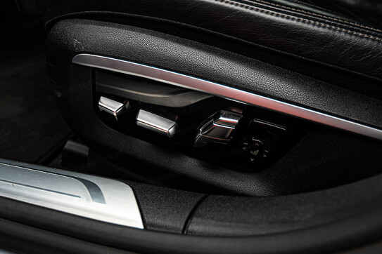 BMW Seria 7 750Li xDrive