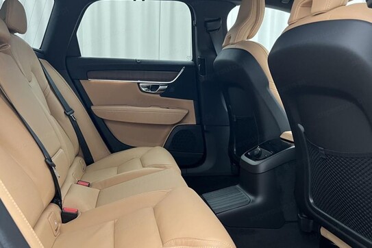 Volvo V90 T6 AWD Plug-In Hybrid Plus Dark