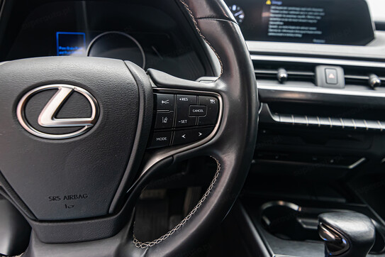 Lexus UX 200 2.0 2WD