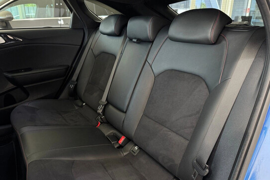 Kia ProCeed 1.6 T-GDI GT DCT