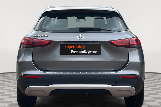 Mercedes GLA 200 Progressive