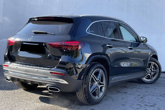 Mercedes GLA 200 AMG Line