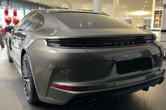Porsche Panamera 4S E-Hybrid