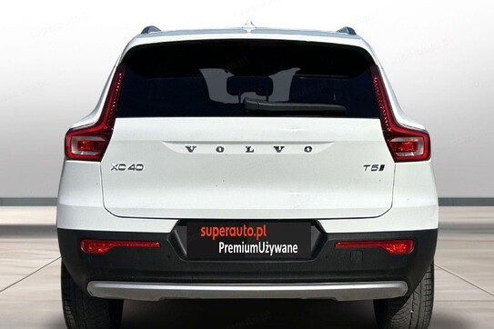 Volvo XC40 T5 AWD Momentum Pro aut