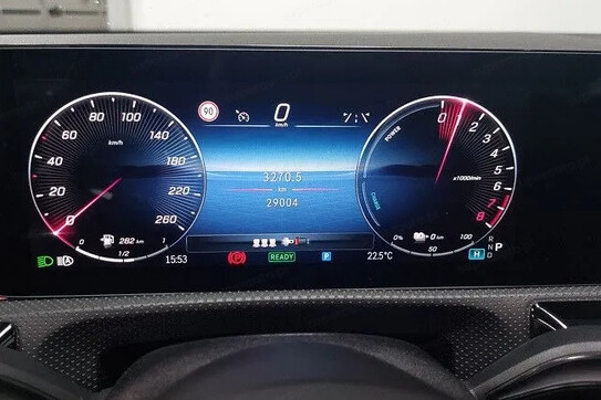 Mercedes Klasa A 250 e AMG Line