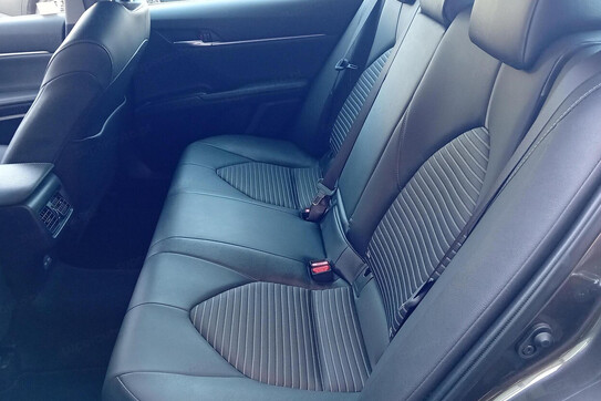 Toyota Camry 2.5 Hybrid Prestige