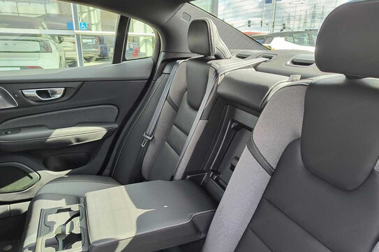 Volvo S60 B5 B AWD Ultimate Dark