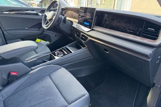 Volkswagen Tayron Elegance TDI 4Mot. DSG 7os.