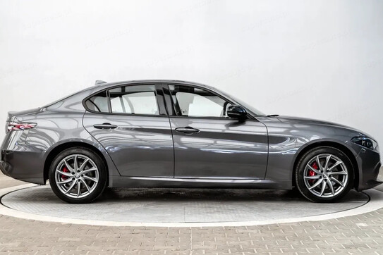 Alfa Romeo Giulia Turbo Sprint Q4