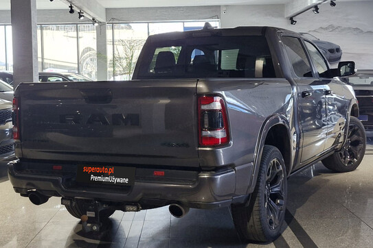 Dodge RAM 1500 Limited V8 HEMI