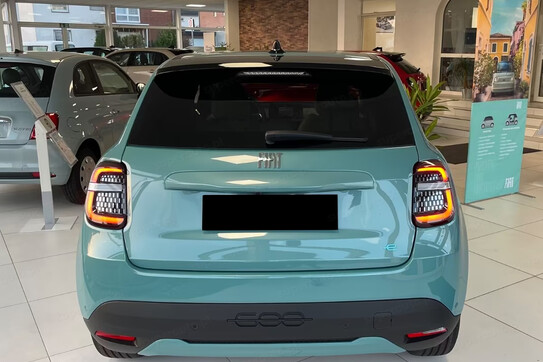 Fiat 600 La Prima 1.2 Turbo Hybrid