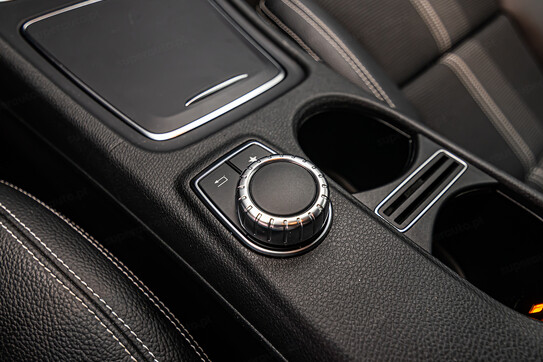 Mercedes GLA 200 7G-DCT