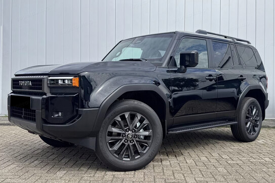 Toyota Land Cruiser Executive 2.8 Diesel