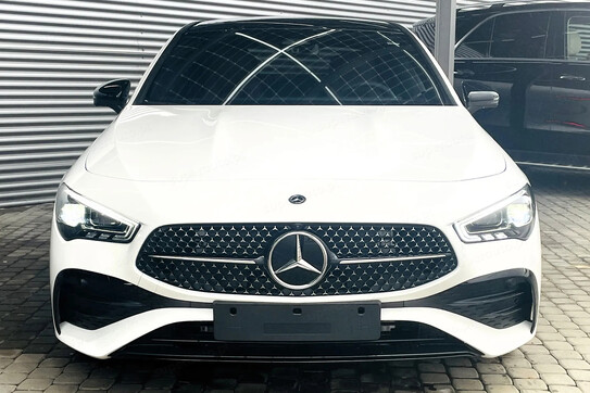 Mercedes CLA 200 AMG Line