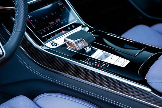 Audi A8 S8 TFSI quattro