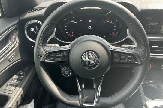 Alfa Romeo Stelvio Turbo Veloce Q4