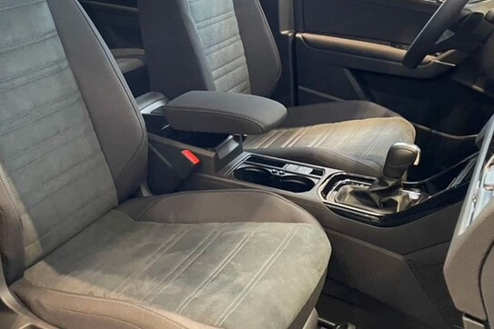Volkswagen Touran Highline 1.5 TSI EVO DSG