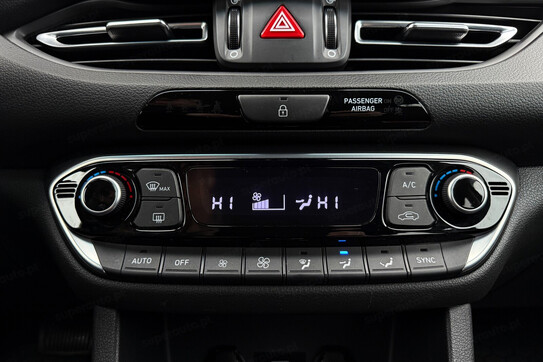 Hyundai i30 1.0 T-GDI Smart DCT