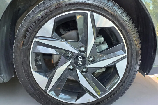 Hyundai Elantra 1.6 Smart
