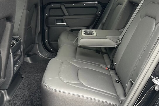 Land Rover Defender 110 X-Dynamic SE