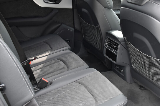 Audi Q7 45 TDI quattro S Line