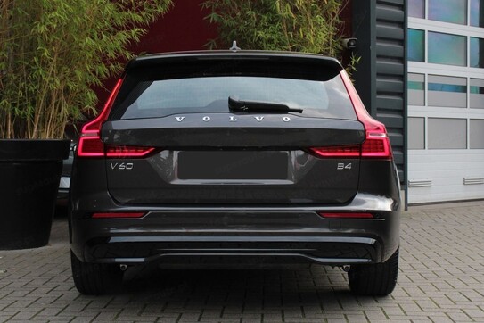 Volvo V60 B4 D Plus Dark