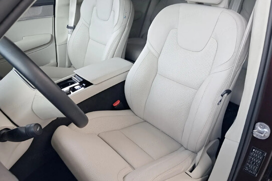 Volvo XC90 B5 B AWD Ultra Bright 7os