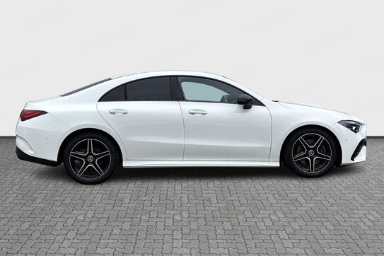 Mercedes CLA 200 AMG Line 7G-DCT