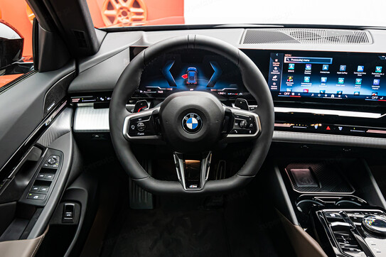 BMW Seria 5 Touring 520d xDrive M Sport