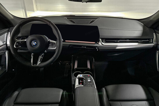 BMW iX2 eDrive20